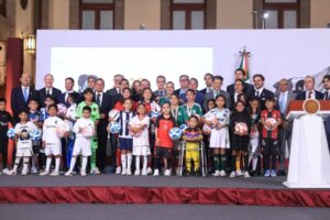 FMF lanza Estrategia Nacional de Formación: 28 mil escuelas, más de 1 millón de estudiantes y los 18 clubes de la Liga MX como base de la nueva cantera del futbol mexicano