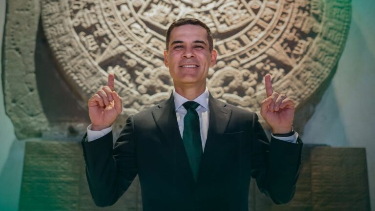 Rafael Márquez es el nuevo técnico de la selección mexicana de futbol. Fotografía FB Mi Seleccion